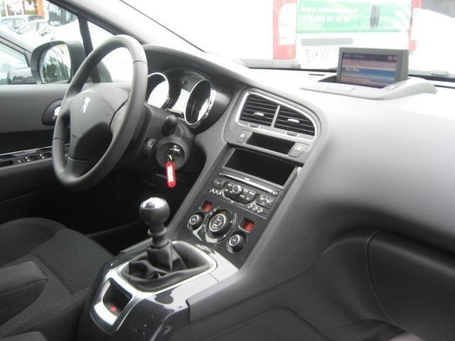 Peugeot 5008 7PL HDI 115 Active GPS TFP